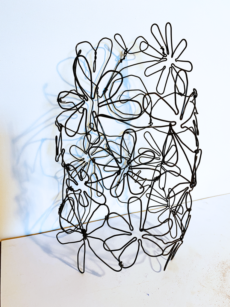 Wire flowers – Susanne Mack – Art and Design